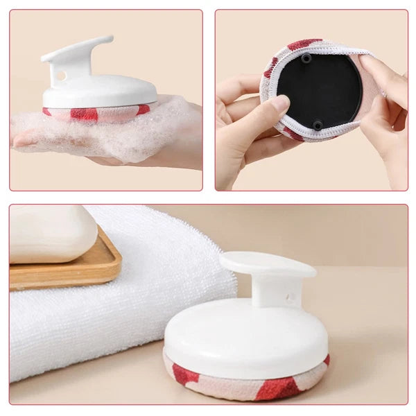 Hold The Bath Brush in Hand Bathroom Shower Skin Cleaning Scrubber